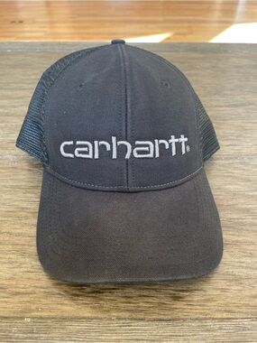 Carhartt snapback trucker hat